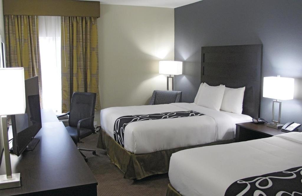 La Quinta By Wyndham Karnes City - Kenedy Εξωτερικό φωτογραφία
